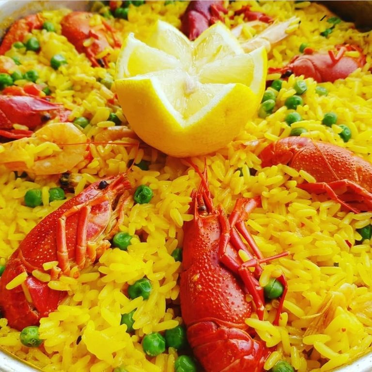Paella con cangrejos de río catering Lucas Martí Boldrini